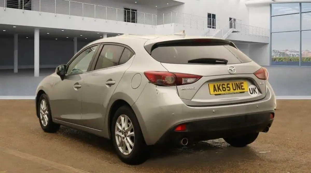 2016-mazda-mazda3-20-se-l-nav-skyactiv-g-hatchback-5d-big-2