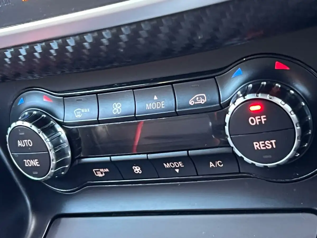 2020-tesla-model-3-e-performance-big-63