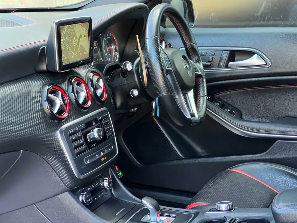 2020-tesla-model-3-e-performance-big-18