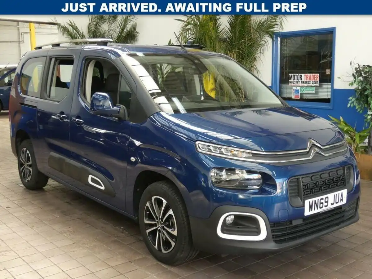 2019-citroen-berlingo-15bluehdi-flair-xl-size-130ps-eat8-big-0