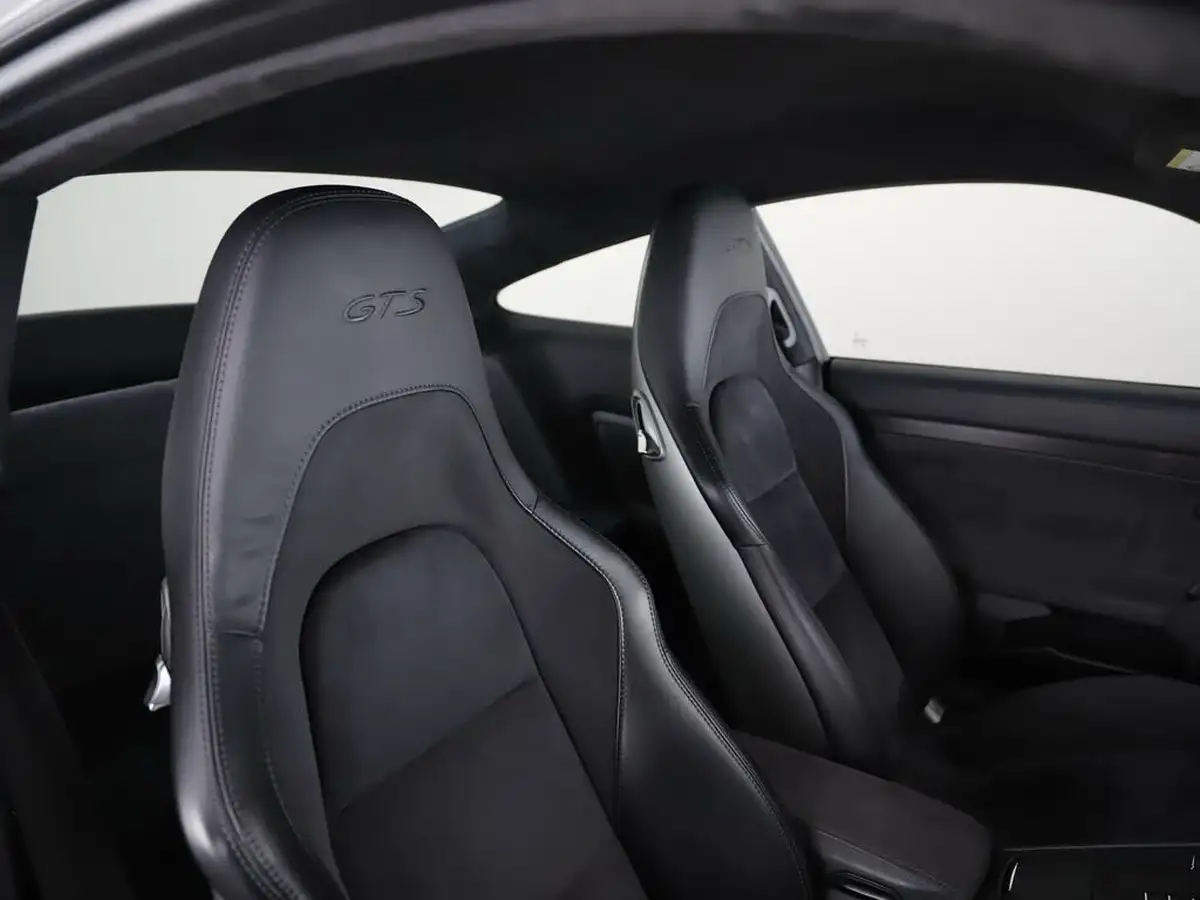 2018-porsche-911-30-carrera-gts-coupe-pdk-big-9