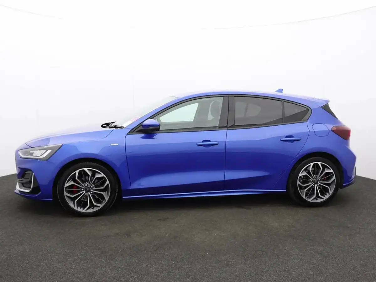 2022-ford-focus-15-st-line-vignale-hatchback-auto-big-3