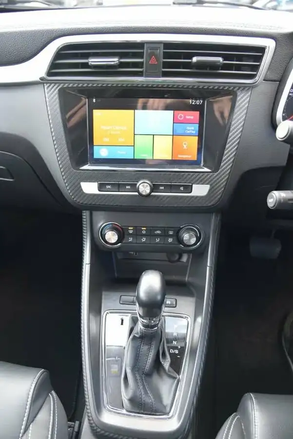 2020-mg-zs-suv-10t-gdi-exclusive-111ps-big-36