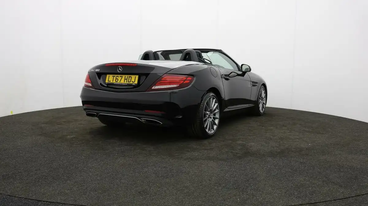 2017-mercedes-benz-slc-16-slc180-amg-line-9g-tronic-big-76
