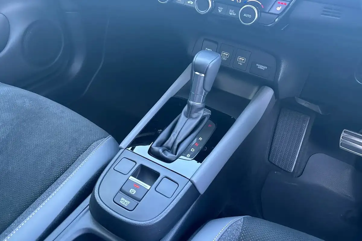 2024-honda-jazz-15-i-mmd-advance-sport-big-16