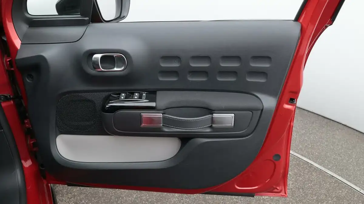 2024-citroen-c3-12-puretech-max-110ps-eat6-big-15