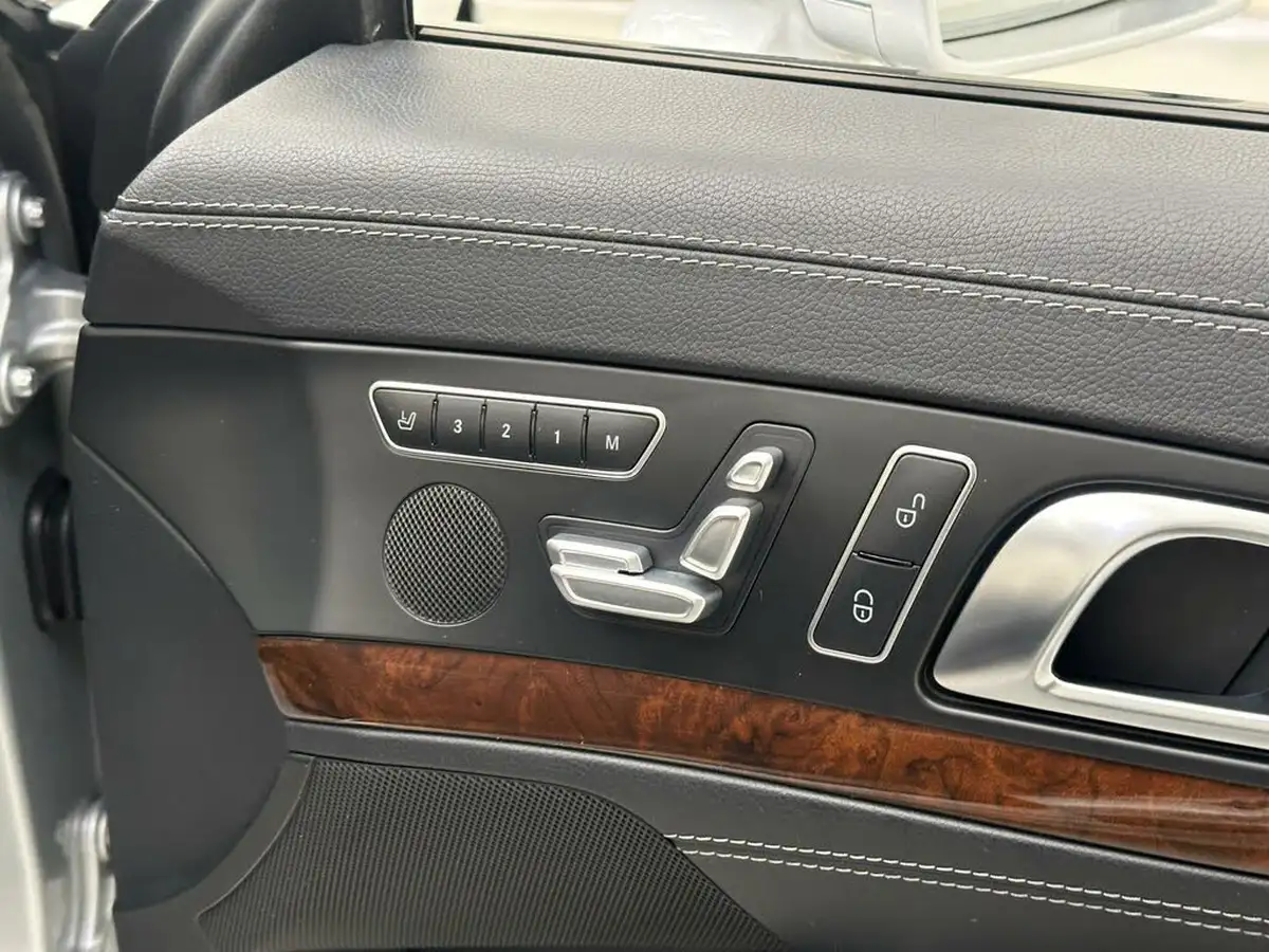 2014-mercedes-benz-sl-class-47-sl500-amg-sport-convertible-big-9