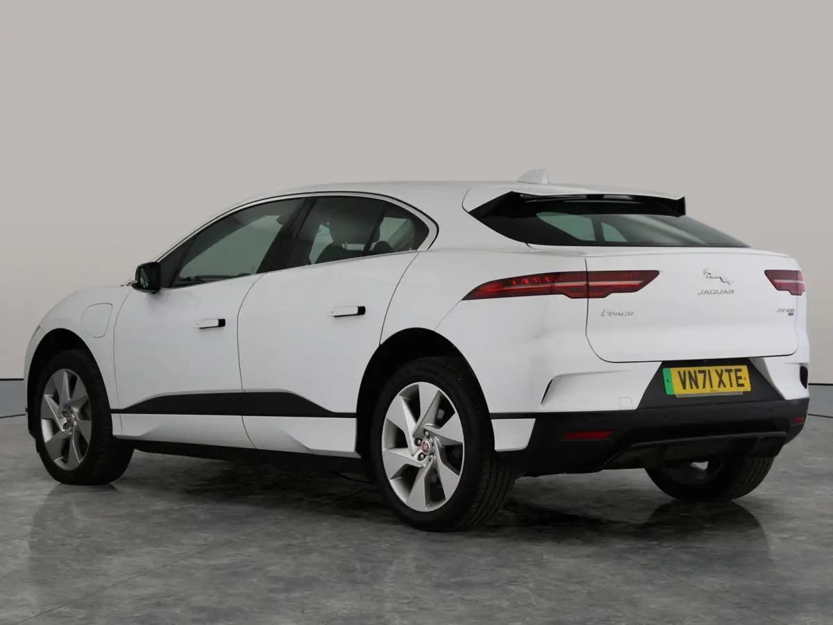 2022-jaguar-i-pace-ev400-se-big-7