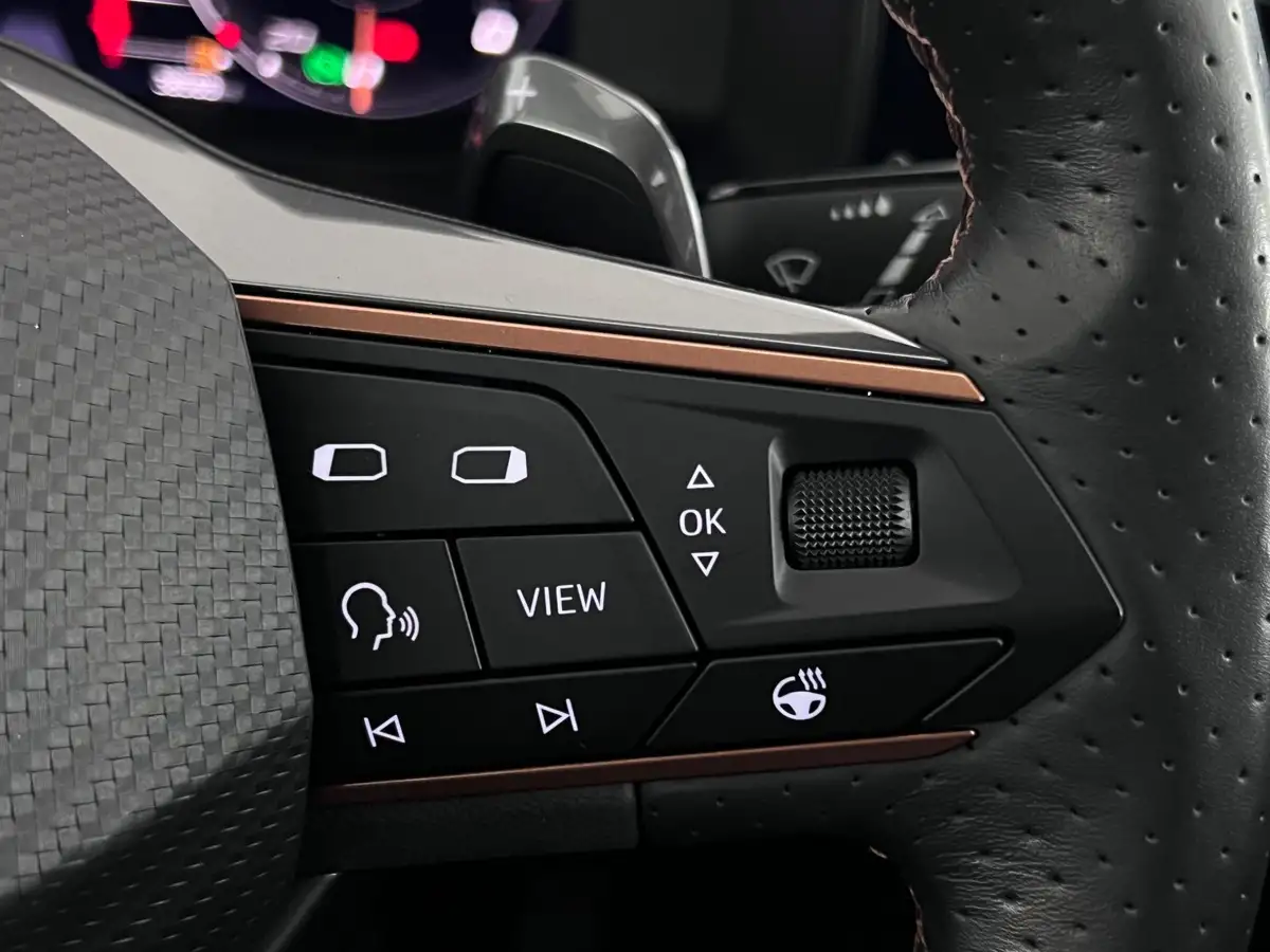 2021-cupra-formentor-14-e-hybrid-v2-big-26