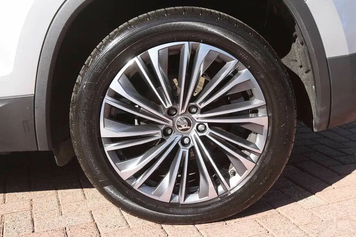2024-skoda-kodiaq-20-tsi-se-l-executive-big-4