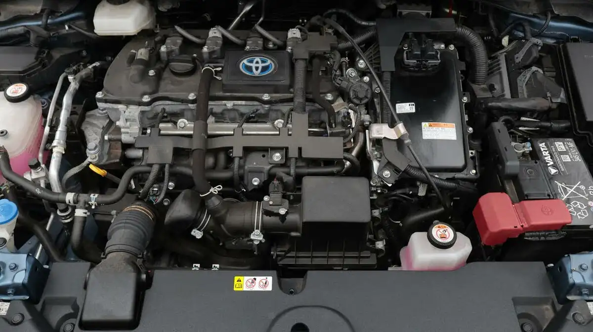 2022-toyota-corolla-18-vvt-i-icon-120bhp-trk-hatchback-5d-big-19