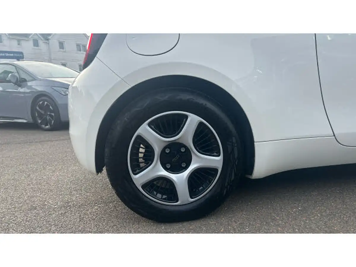 2021-fiat-500-e-passion-big-6