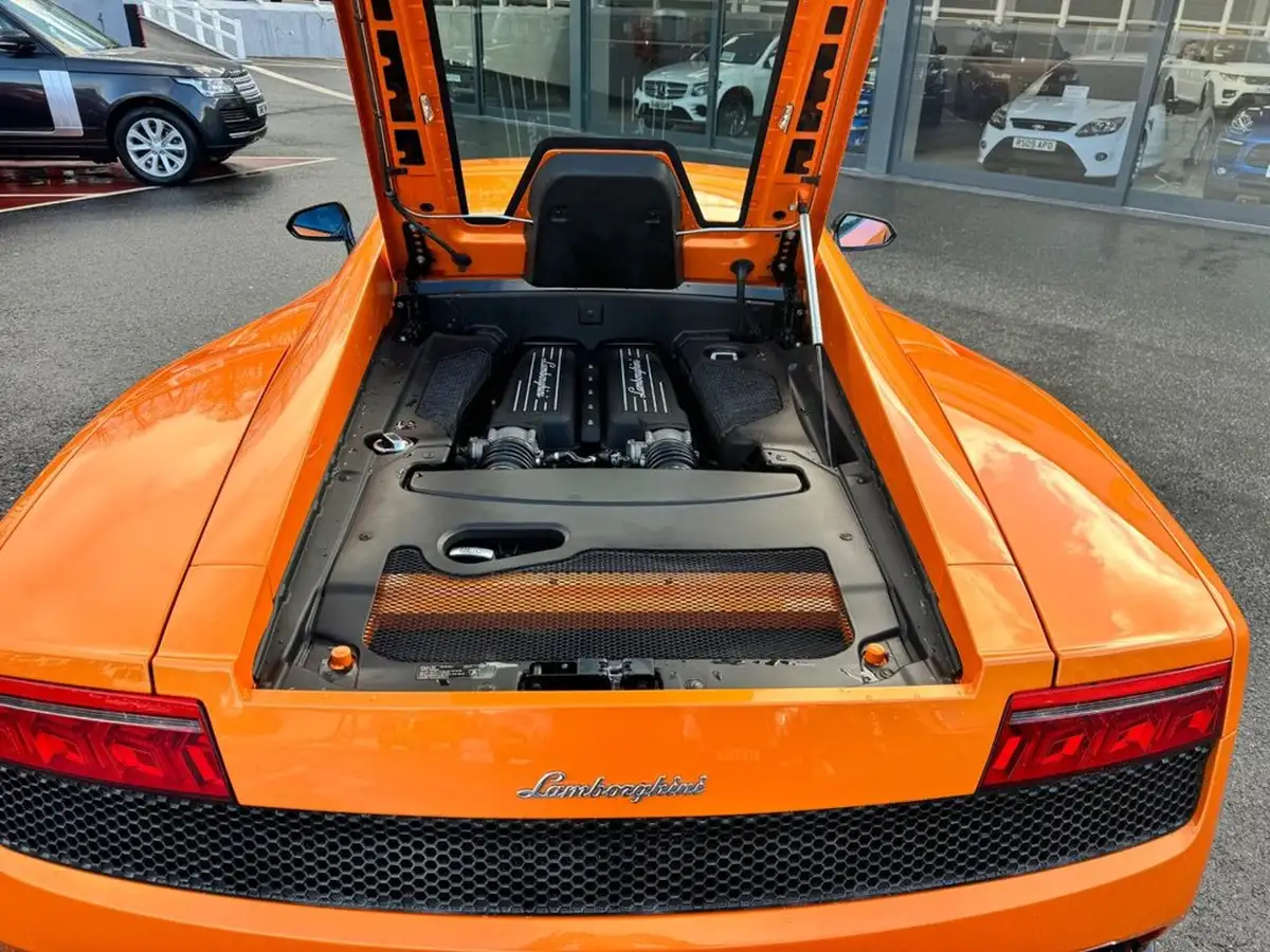 2012-lamborghini-gallardo-big-17