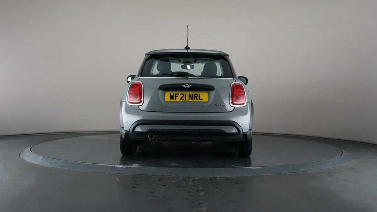2021-mini-cooper-15-cooper-classic-hatchback-3d-big-6