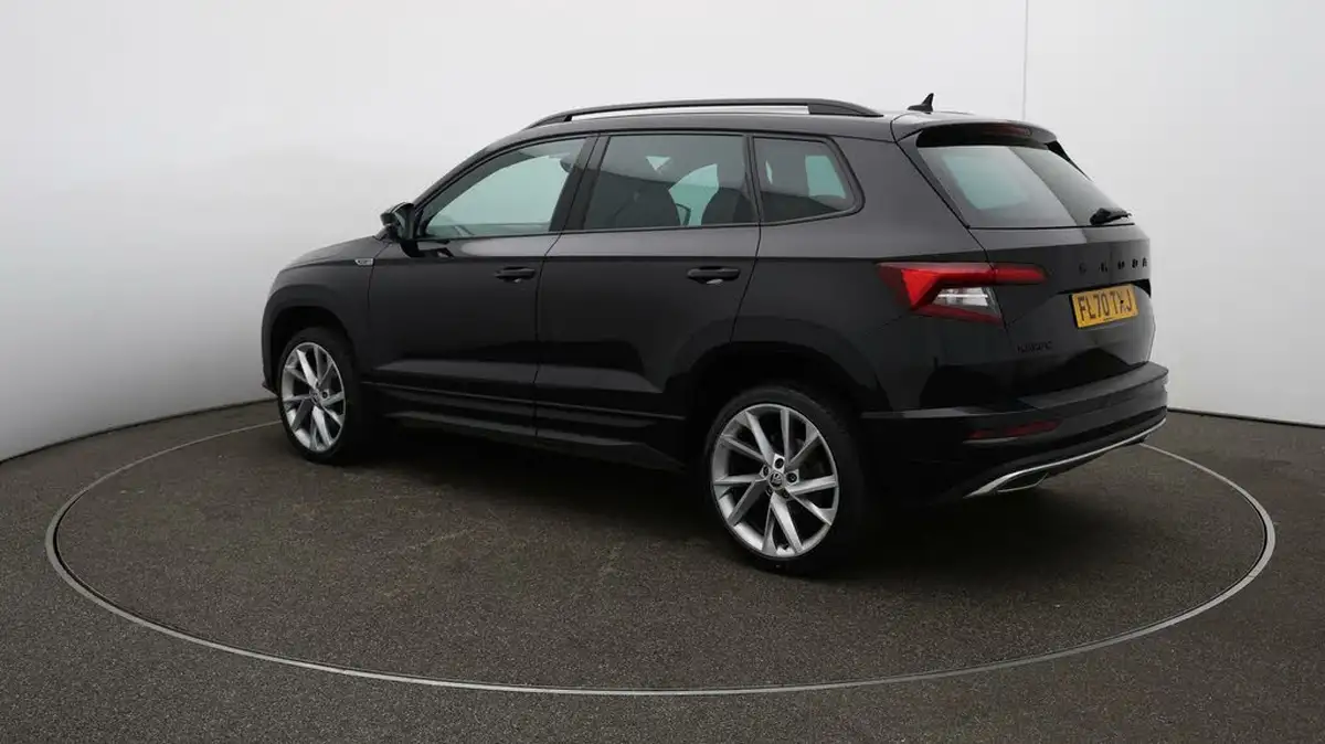 2021-skoda-karoq-20tdi-sportline-big-5