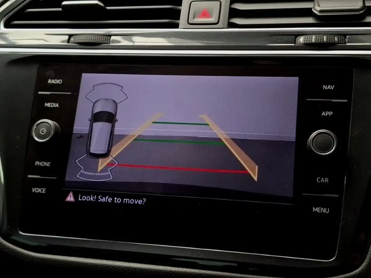 2022-volkswagen-tiguan-15-tsi-life-130ps-big-10
