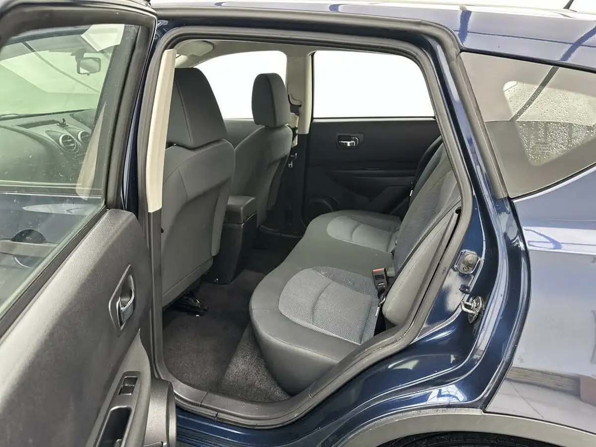 2008-nissan-qashqai-16-visia-big-27
