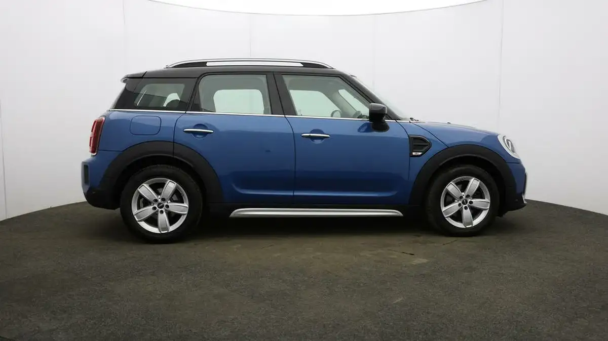 2022-mini-countryman-15-cooper-classic-auto-big-45