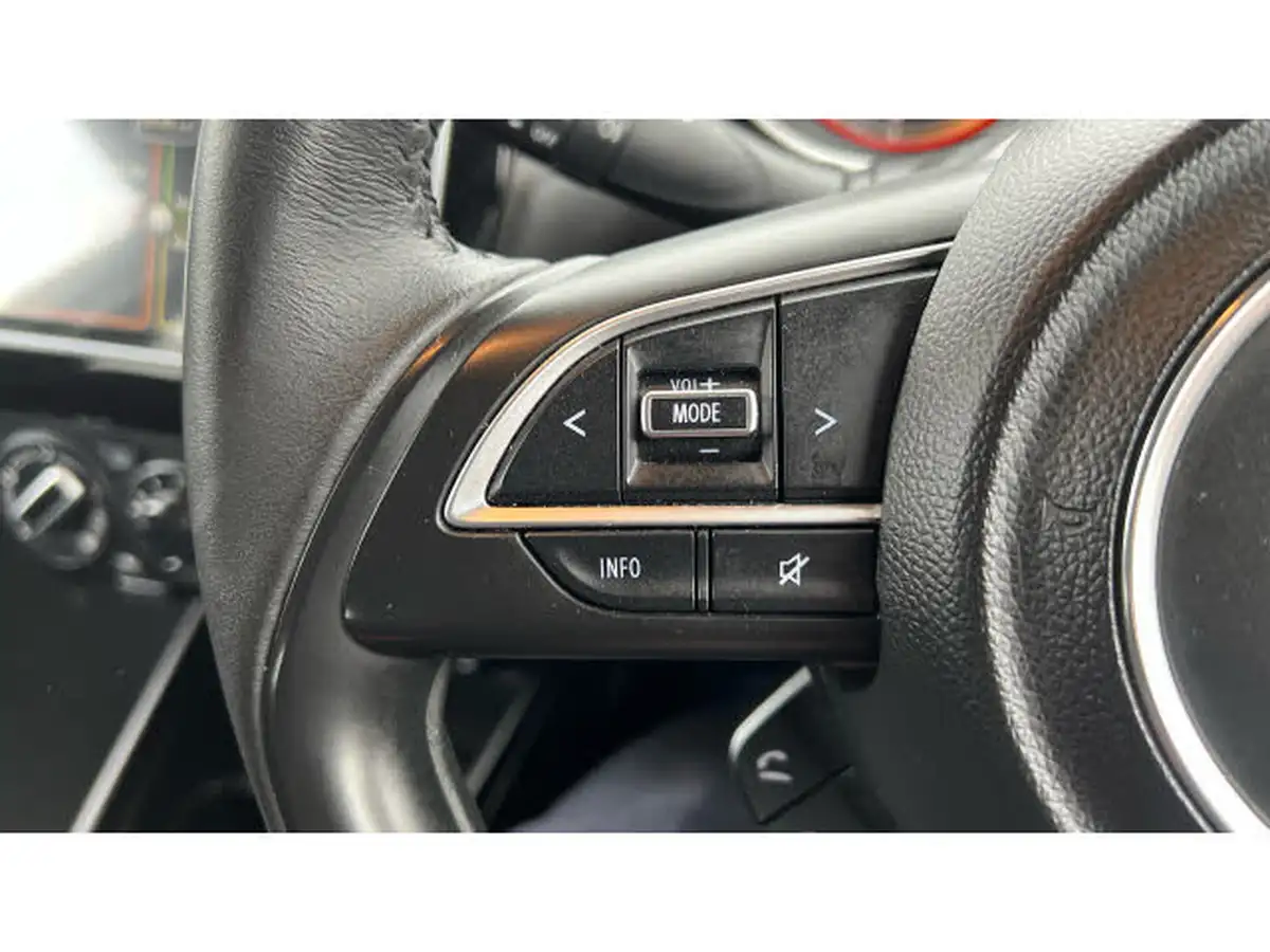 2024-suzuki-swift-12-dualjet-sz-l-big-28