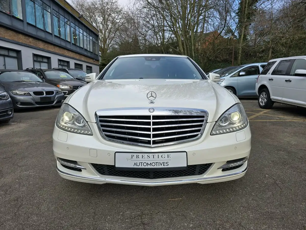 2011-mercedes-benz-s-class-55-s500-big-1