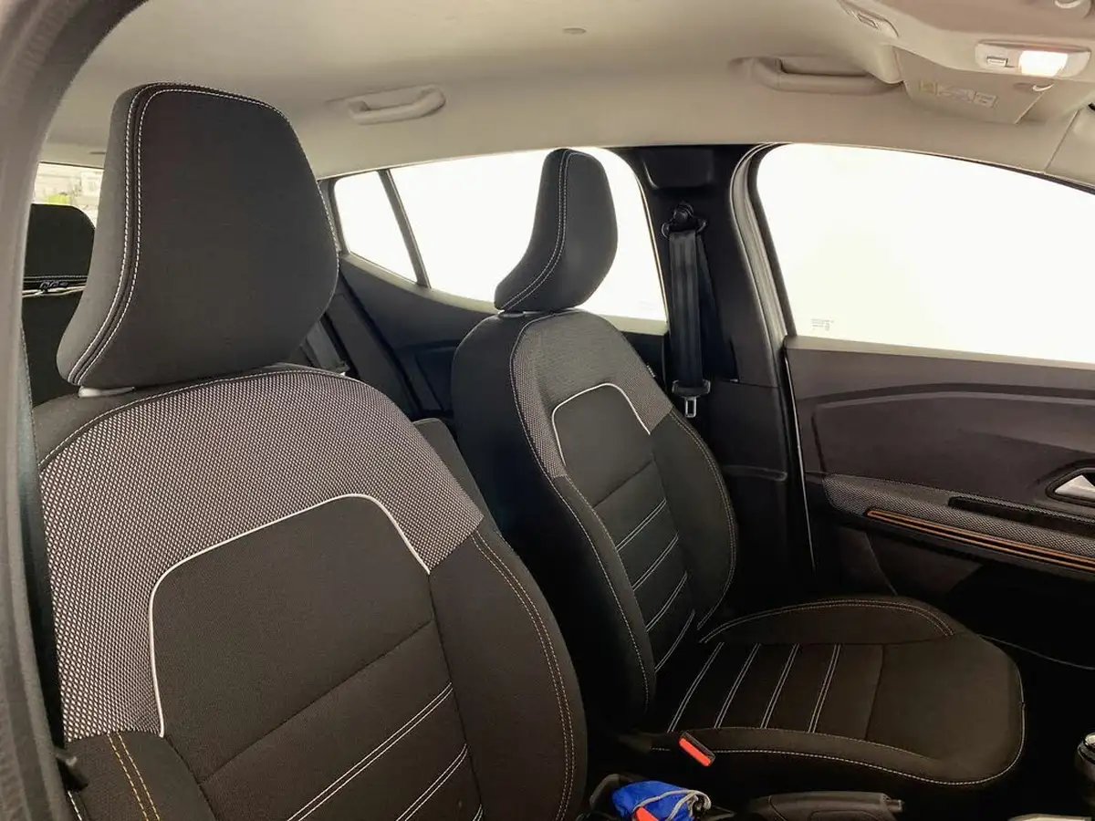 2023-dacia-sandero-stepway-10-tce-expression-100bhp-bi-fuel-big-14