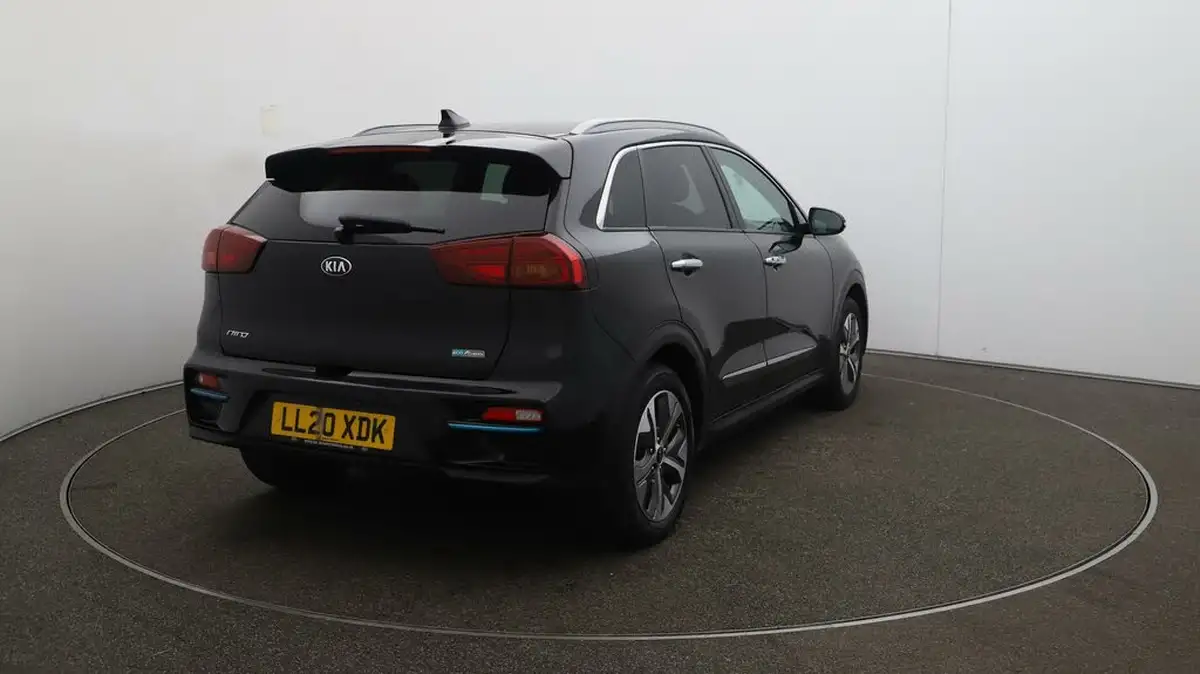 2020-kia-e-niro-ev-4-big-47