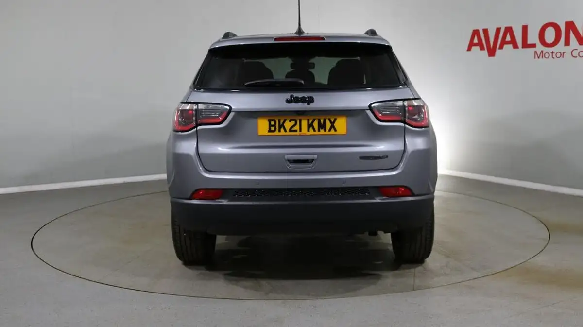 2021-jeep-compass-14-multiair-ii-night-eagle-big-8