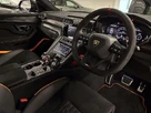 2023-lamborghini-urus-40-no-trim-small-39