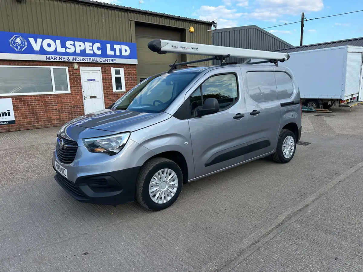 2019-vauxhall-combo-16cdti-edition-2000-100pseu6-big-4