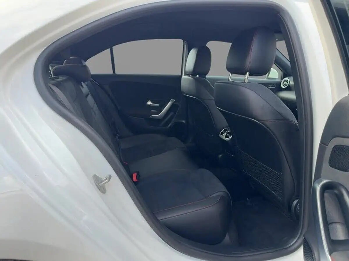 2019-mercedes-benz-a-class-13-a200-amg-line-premium-saloon-4d-7g-dct-big-48
