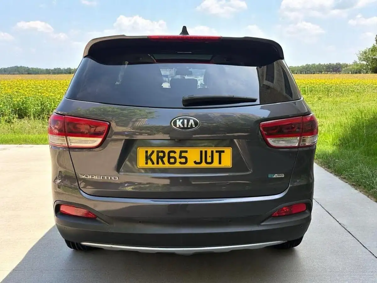 2015-kia-sorento-22-crdi-kx-4-197bhp-awd-isg-big-6