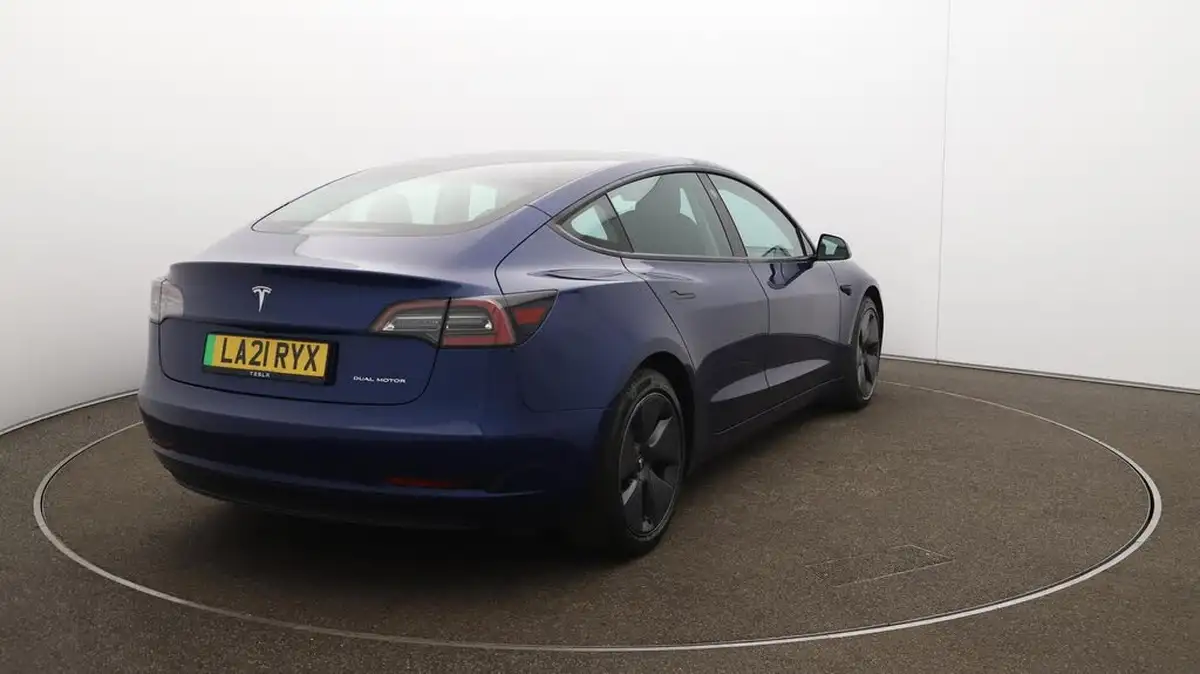 2021-tesla-model-3-e-long-range-4x4-big-54