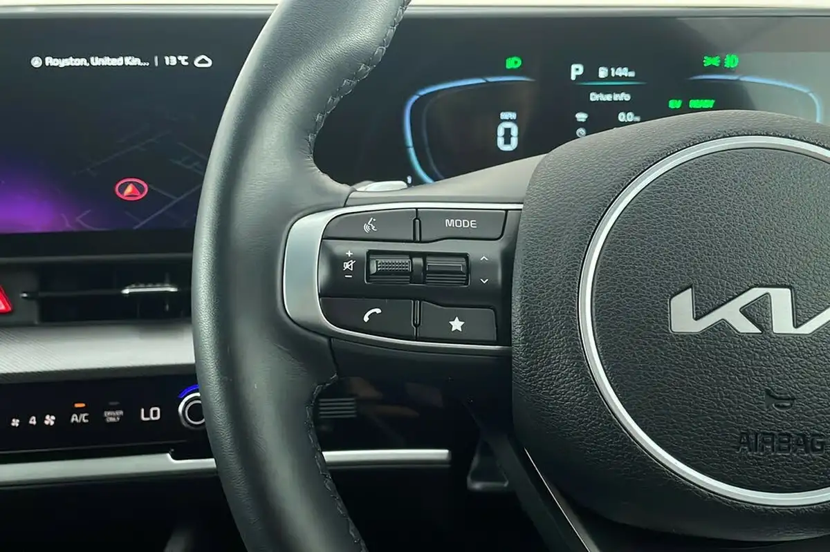2025-kia-sportage-16-t-gdi-gt-line-207bhp-hev-auto-big-12