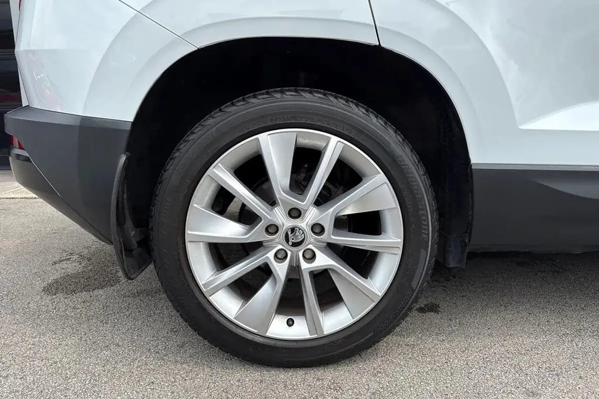 2020-skoda-karoq-15-tsi-se-l-big-6