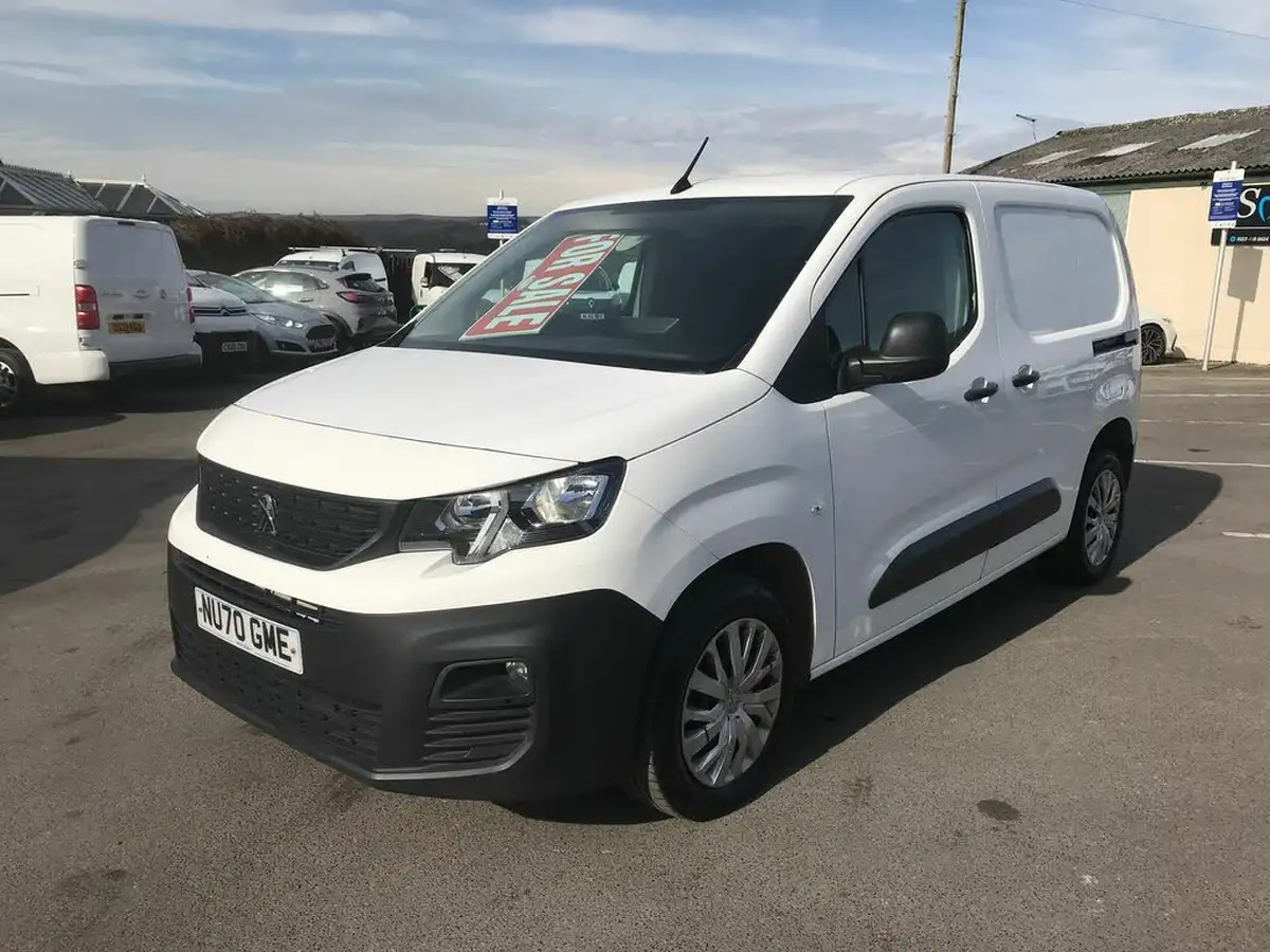 2020-peugeot-partner-15-bluehdi-1000-professional-100ps-eu6dt-panel-big-2