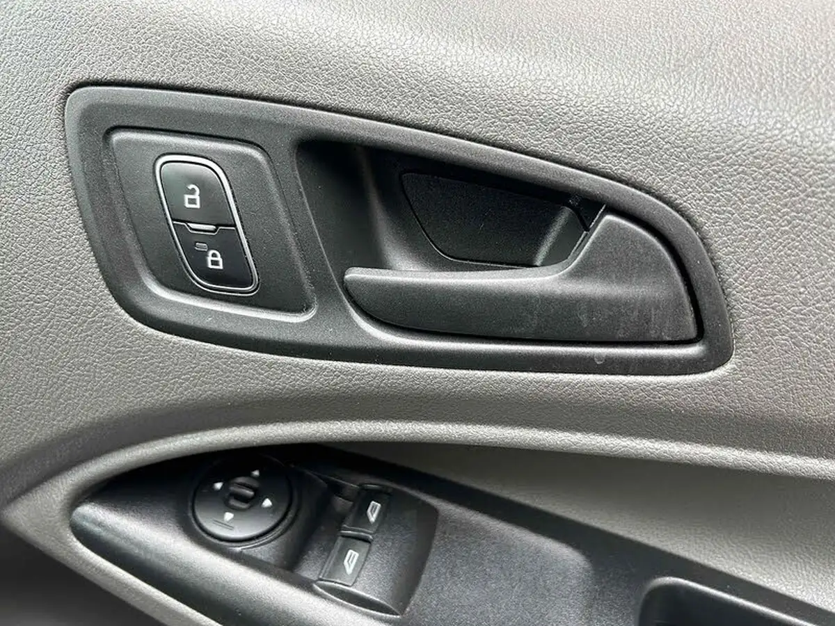 2020-ford-transit-connect-15-ecoblue-l2-230-trend-120pseu6dt-big-24