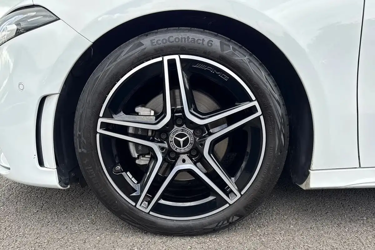 2022-mercedes-benz-a-class-13-a180-amg-line-executive-hatchback-5d-7g-dct-big-22