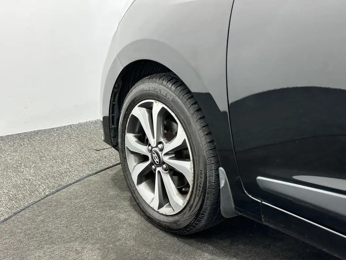 2018-hyundai-i10-12-premium-se-auto-big-47