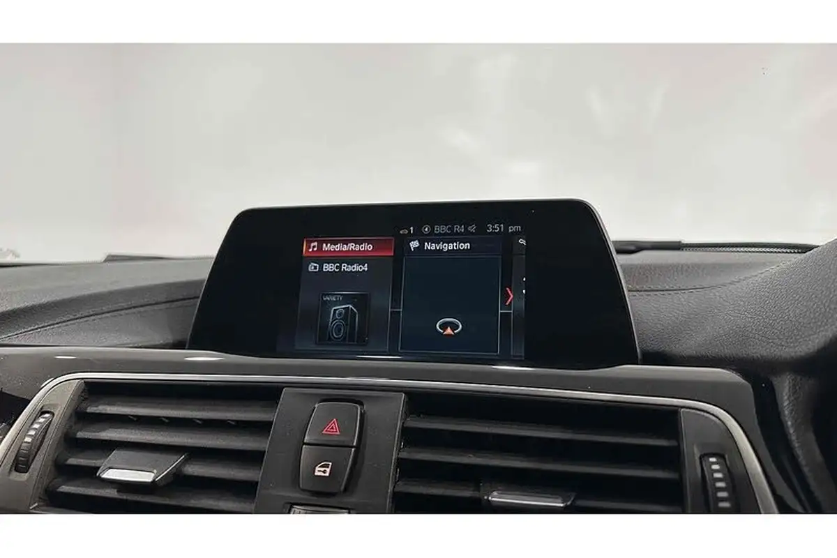 2018-bmw-3-series-20-320i-sport-saloon-4d-auto-big-33