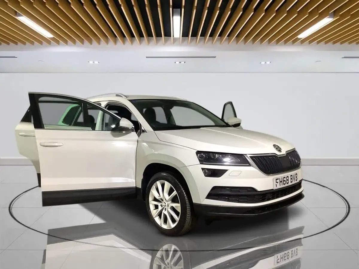 2019-skoda-karoq-15-tsi-se-l-big-10