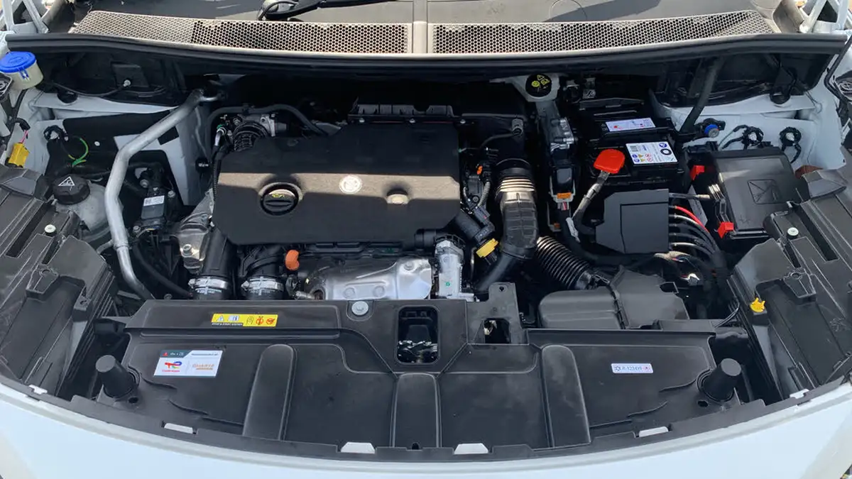 2024-peugeot-5008-suv-15-bluehdi-gt-130ps-big-17