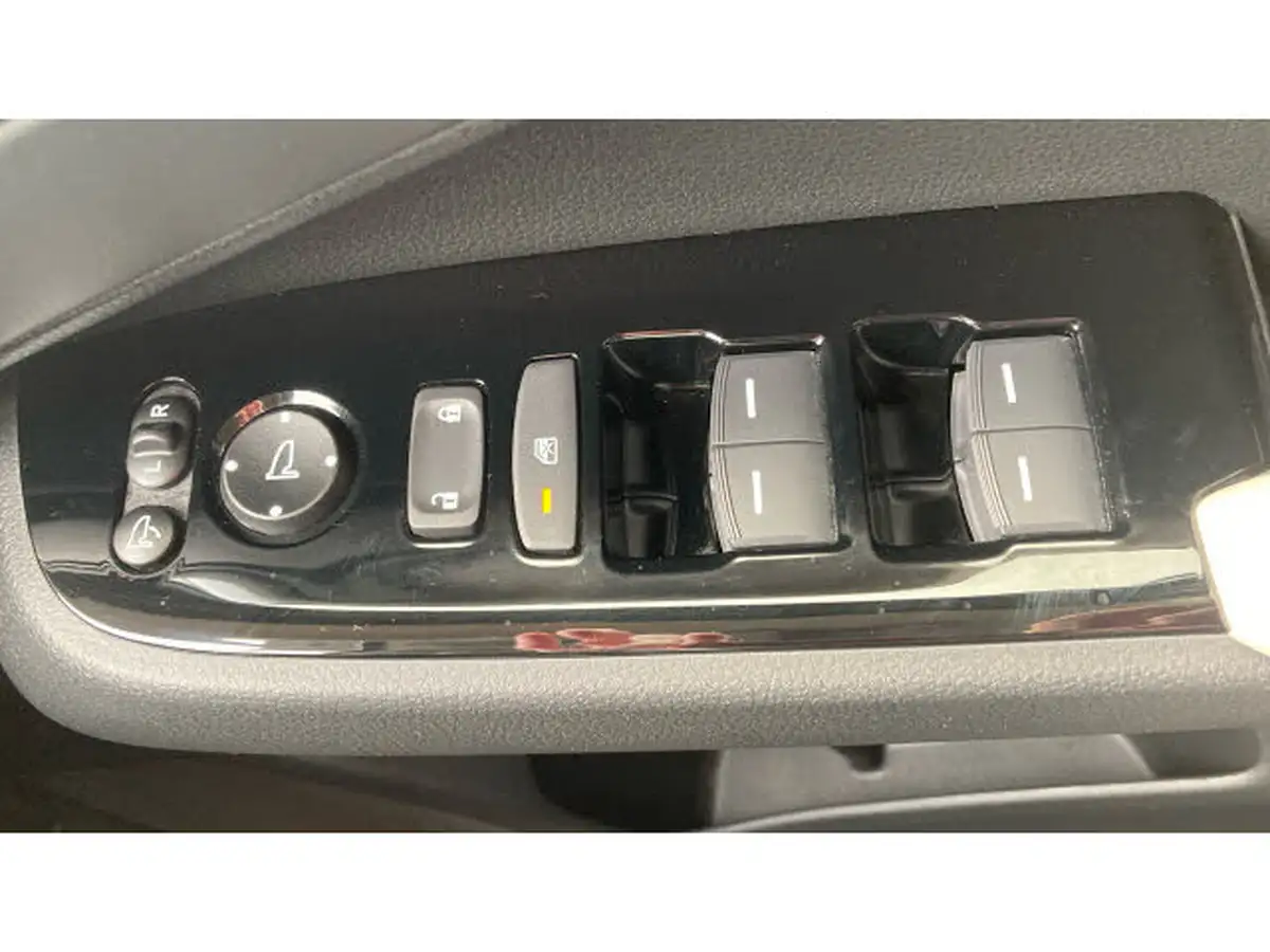 2023-honda-hr-v-15-i-mmd-advance-style-big-27