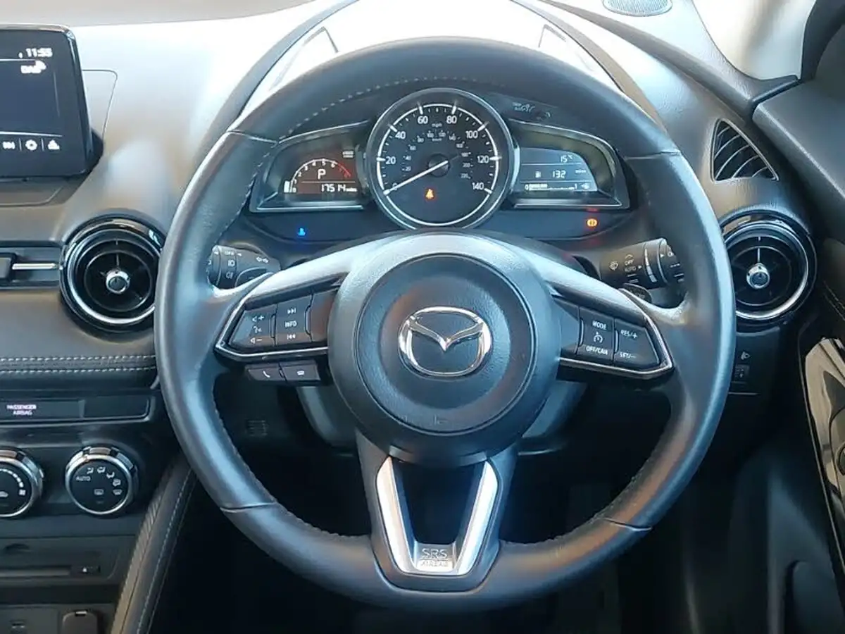 2019-mazda-mazda2-15-sport-nav-auto-big-6