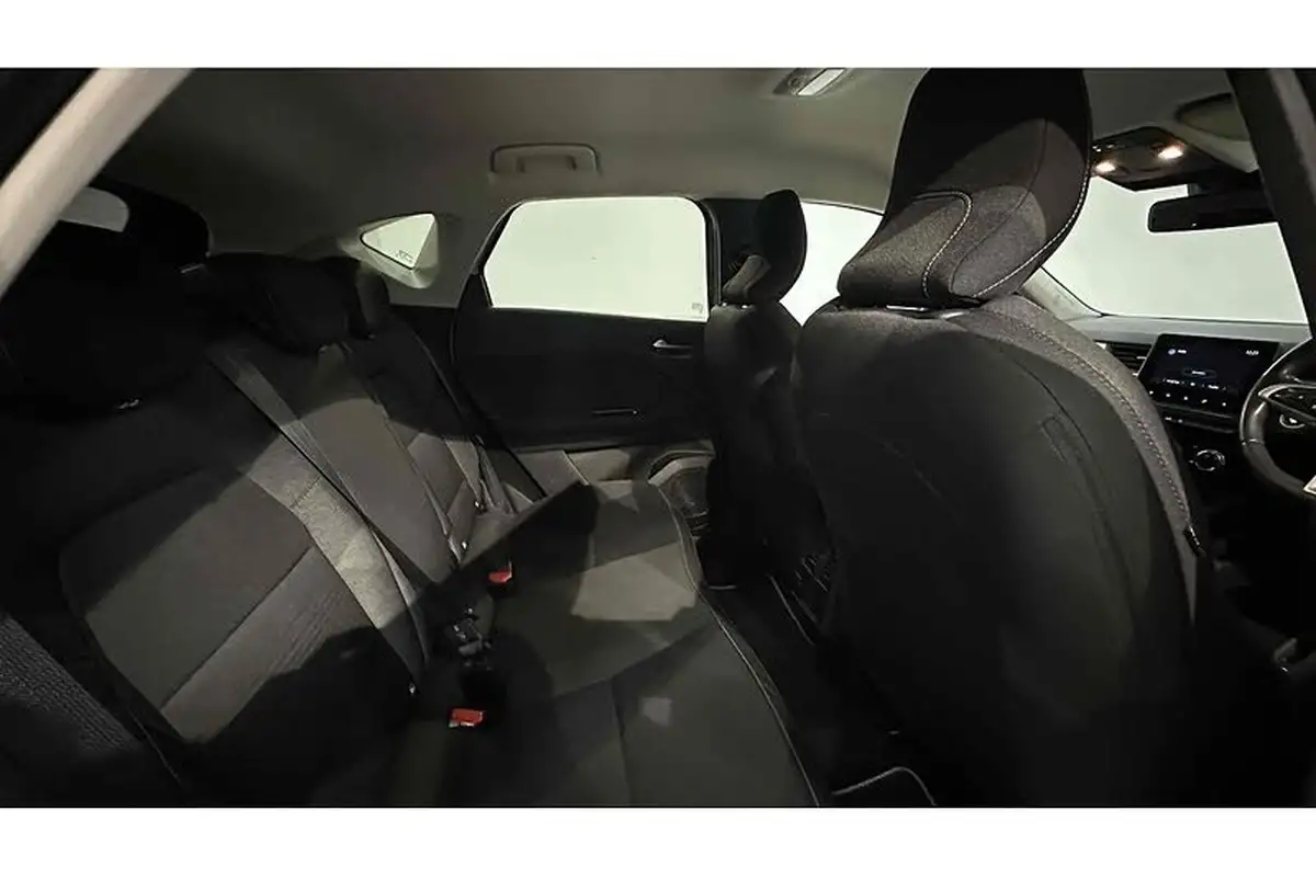 2021-renault-captur-13-tce-iconic-140ps-big-21