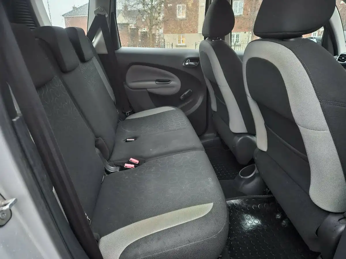 2012-citroen-c3-picasso-16hdi-vtr-big-10