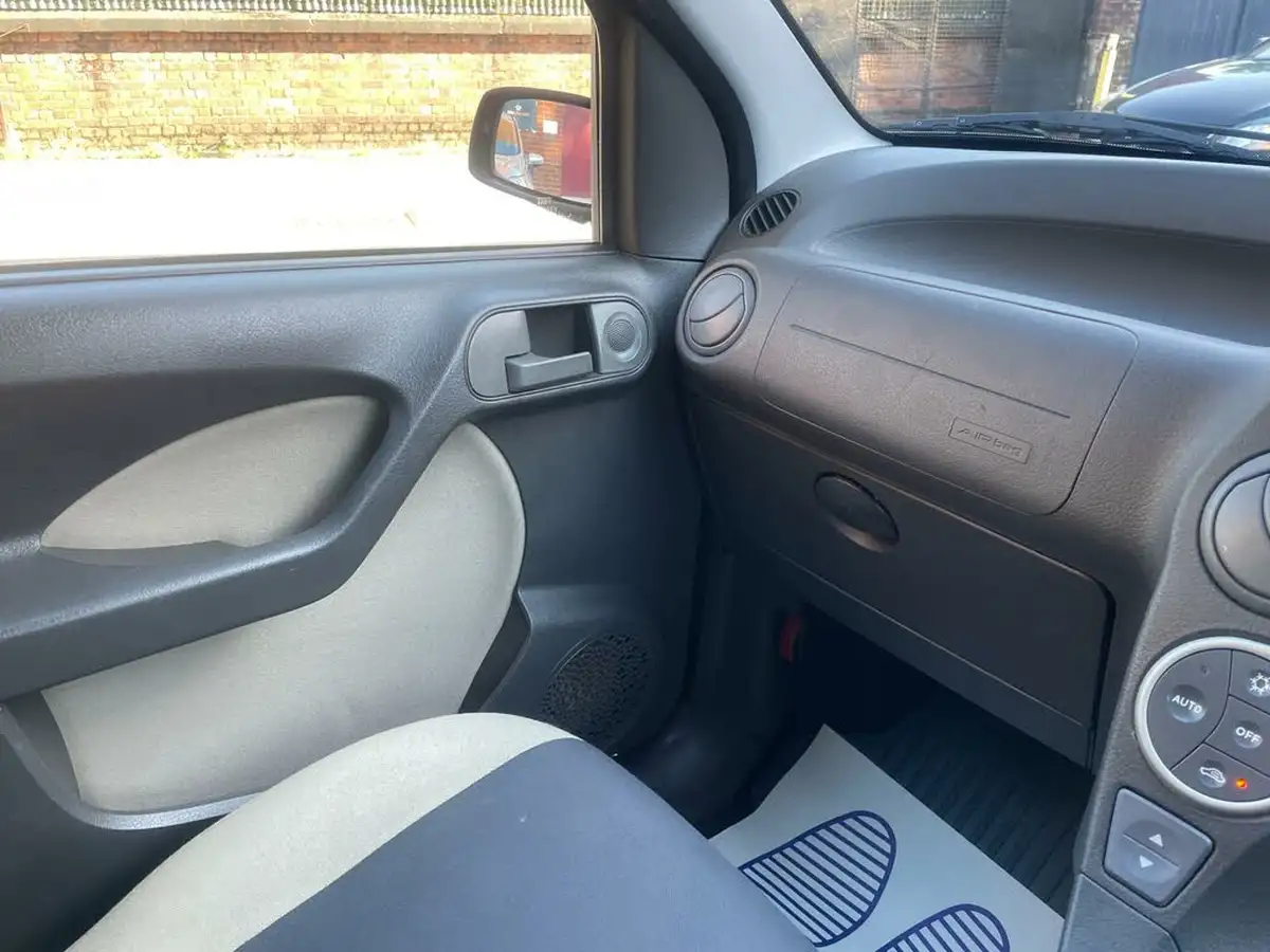 2008-fiat-panda-12-eleganza-big-12