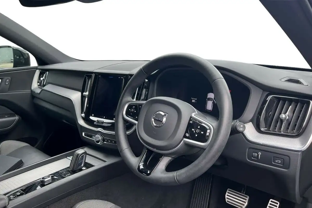 2021-volvo-xc60-20td-b4-r-design-awd-big-9