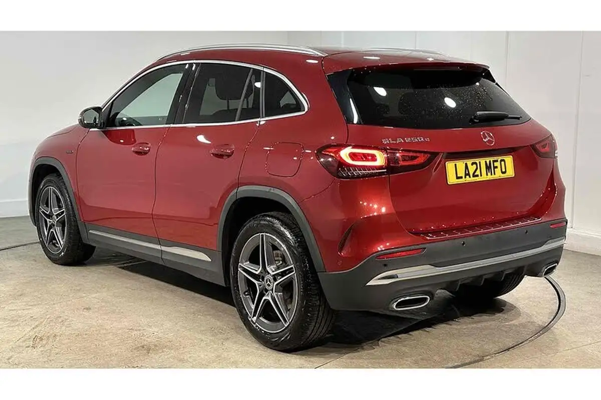 2021-mercedes-benz-gla-class-13-gla-250e-exclusive-edition-big-5