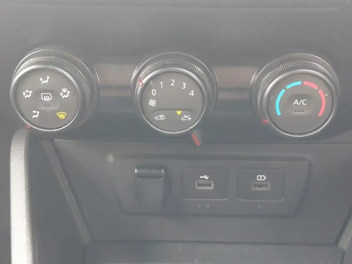 2022-dacia-duster-10-tce-comfort-90hpeu6d-4x2-window-van-big-11