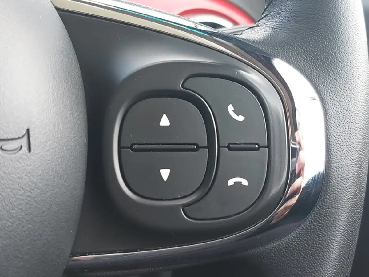 2018-fiat-500-12-lounge-big-12